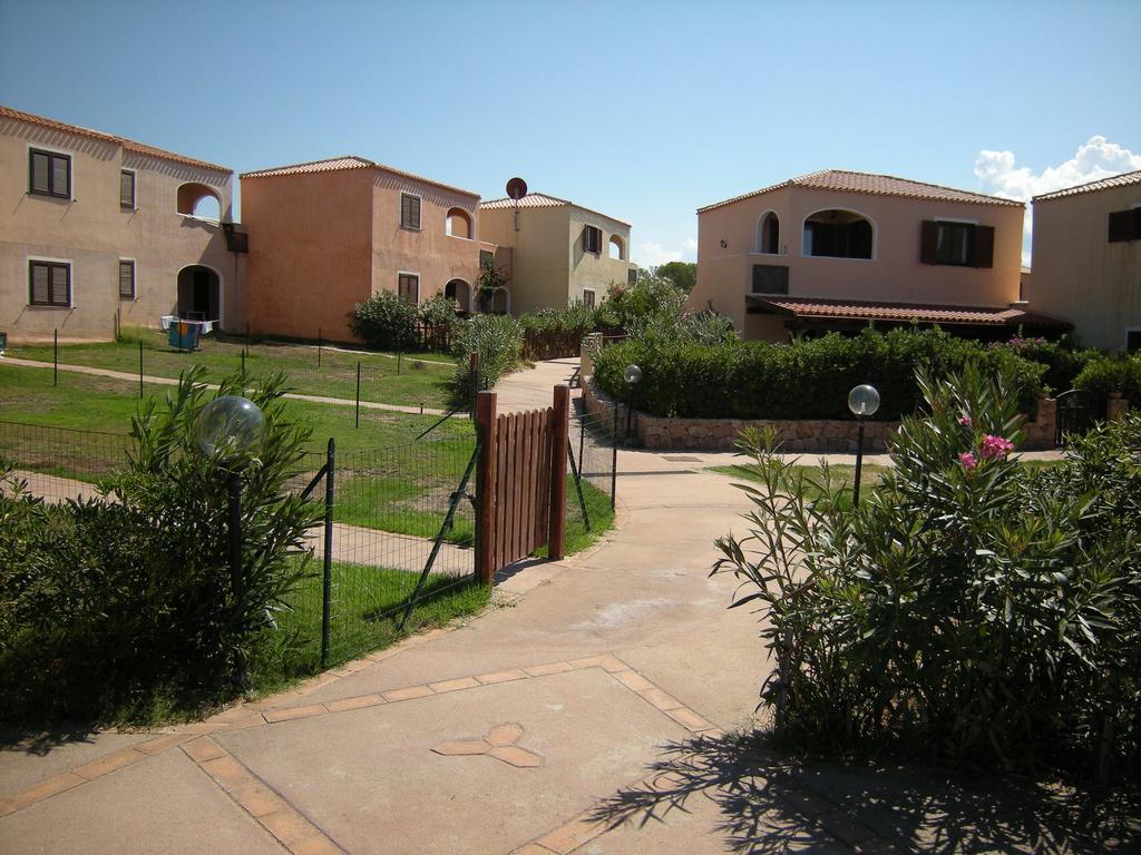 Mare & Mirice - Case Appartamenti Vacanza Aglientu Exterior photo